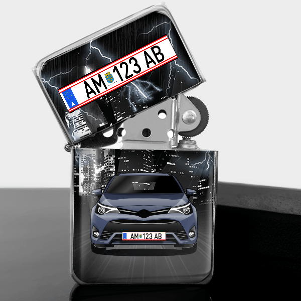 Avensis Benzin Feuerzeug personalisiert mit Auto u. Kennzeichen!
