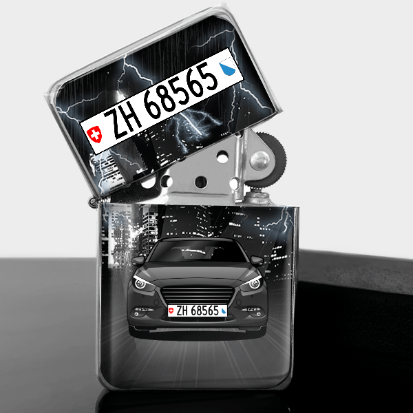 3 Hatchback Benzin Feuerzeug personalisiert mit Auto u. Kennzeichen!