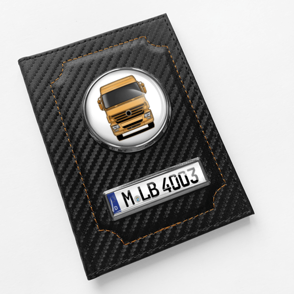 Actros Fahrzeugschein Hülle personalisiert mit LKW u.Kennzeichen!