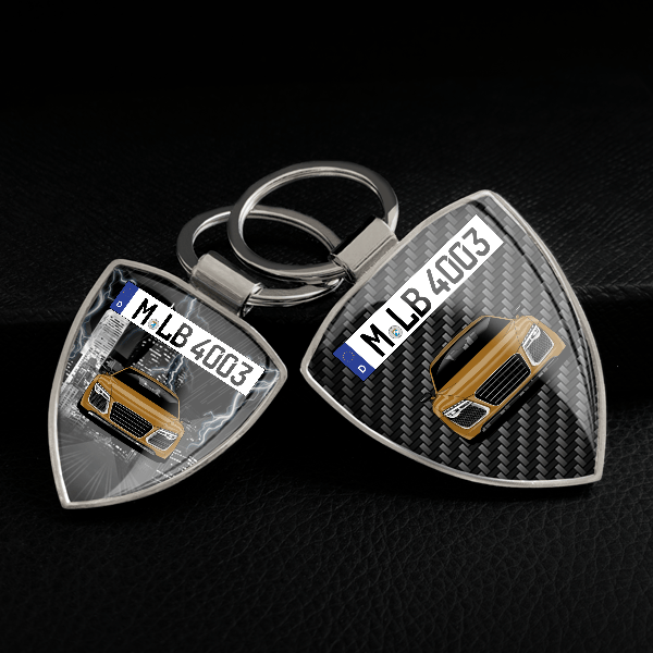 R8 Schlüsselanhänger personalisiert mit Auto u.Kennzeichen!