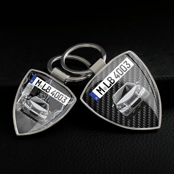 SX4 S-Cross Schlüsselanhänger personalisiert mit Auto u.Kennzeichen!