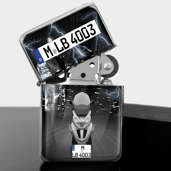 MP3 821 Benzin Feuerzeug personalisiert mit Motorrad u. Kennzeichen!