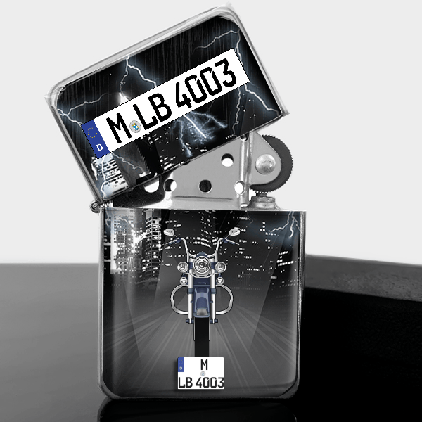 FLSTC Heritage Softail Classic Benzin Feuerzeug personalisiert mit Motorrad u. Kennzeichen!