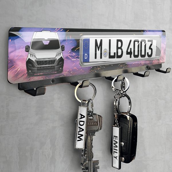 599 Schlüsselbrett personalisiert mit deinem Wohnwagen u. Kennzeichen!