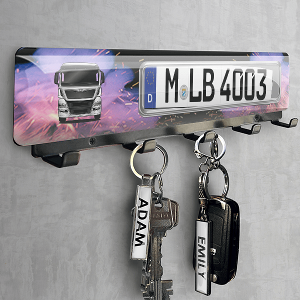 TGX Schlüsselbrett personalisiert mit deinem LKW u. Kennzeichen!