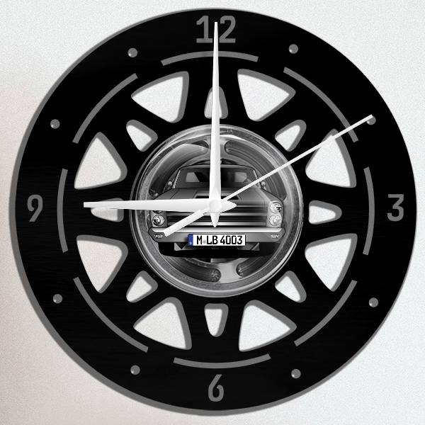 Fairlane (2-Türer) Wanduhr personalisiert mit deinem Auto u. Kennzeichen!