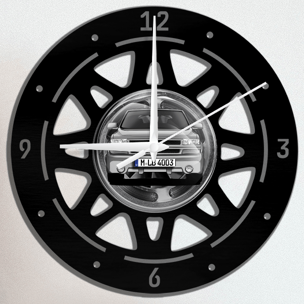 Tahoe Wanduhr personalisiert mit deinem Auto u. Kennzeichen!