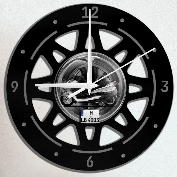 YP250 Wanduhr personalisiert mit deinem Motorrad u. Kennzeichen!