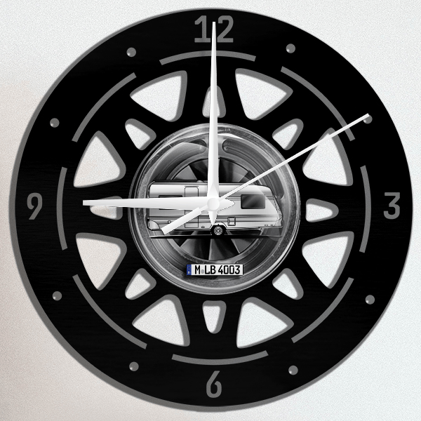 540 Wanduhr personalisiert mit deinem Campinganhänger u. Kennzeichen!