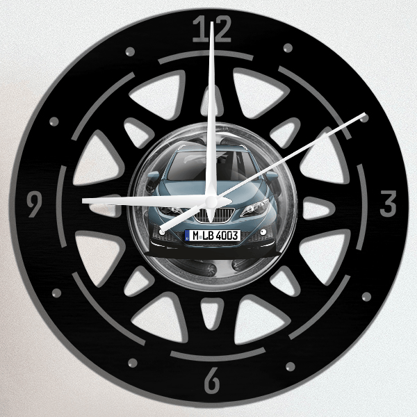 Ibiza ST Wanduhr personalisiert mit deinem Auto u. Kennzeichen!