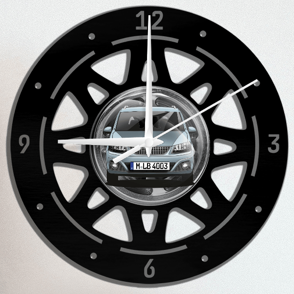 Alhambra Wanduhr personalisiert mit deinem Auto u. Kennzeichen!