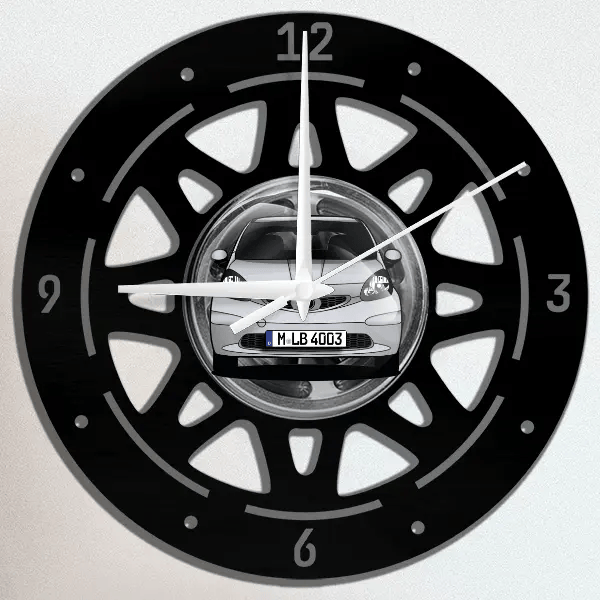 Aygo (5-Türer) Wanduhr personalisiert mit deinem Auto u. Kennzeichen!