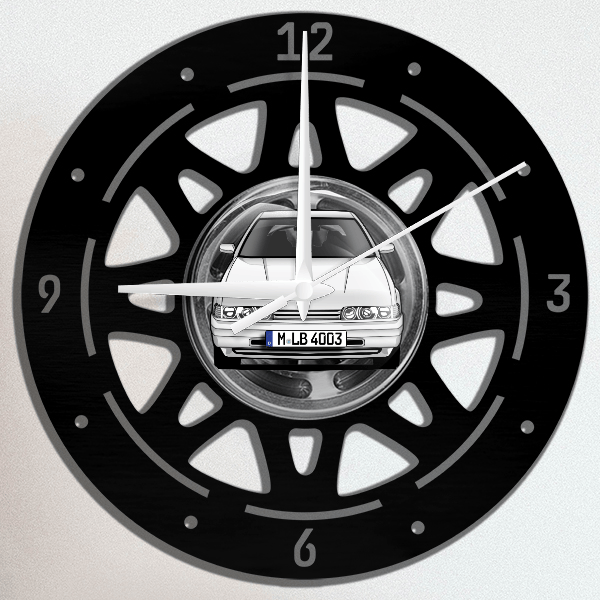 626 Wanduhr personalisiert mit deinem Auto u. Kennzeichen!