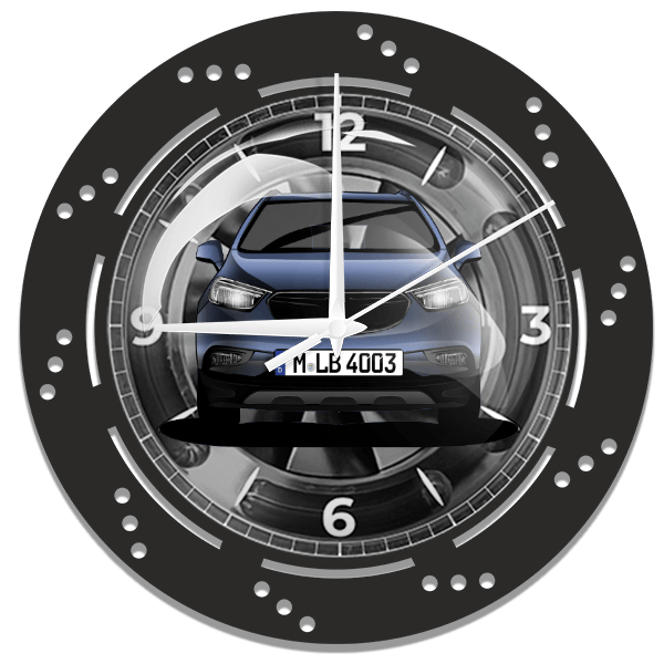 Mokka X Wanduhr personalisiert mit deinem Auto u. Kennzeichen!