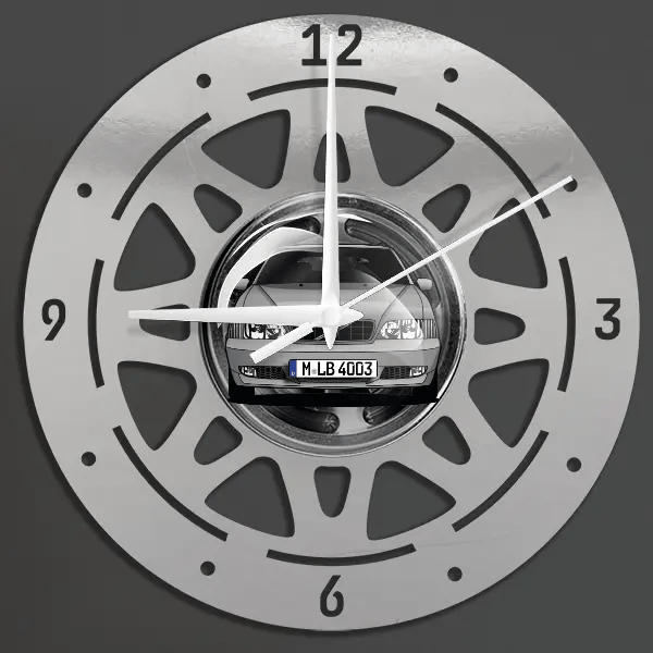 V70 Wanduhr personalisiert mit deinem Auto u. Kennzeichen!