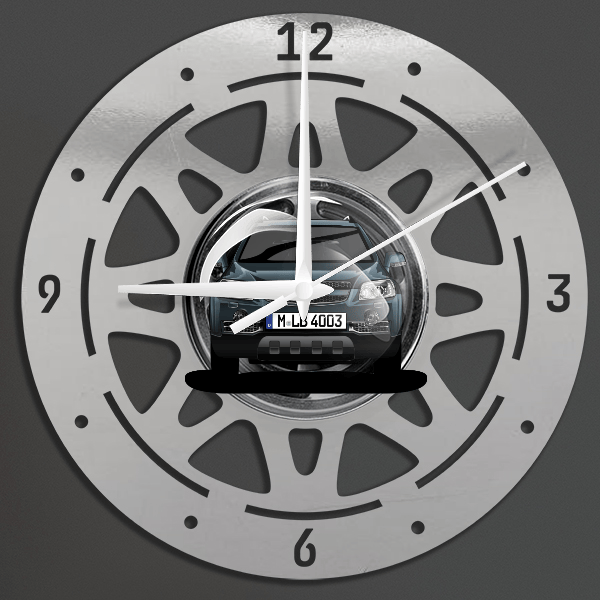 Captiva Wanduhr personalisiert mit deinem Auto u. Kennzeichen!