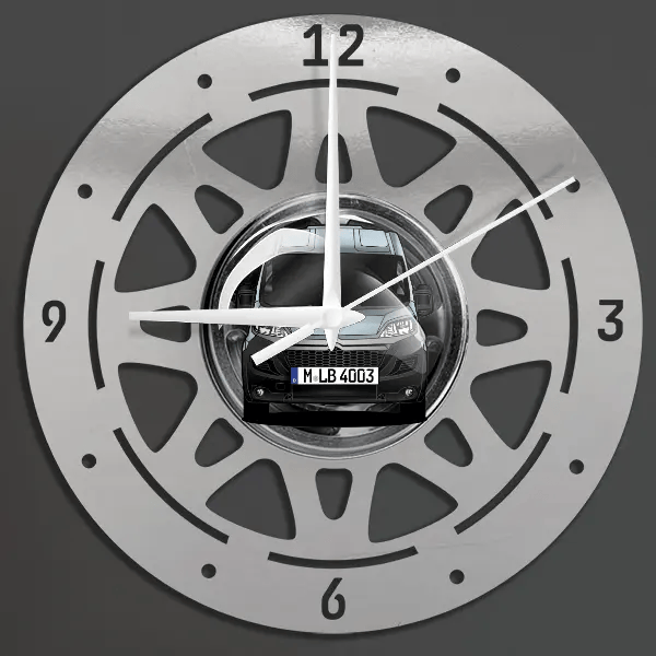 V 599 Wanduhr personalisiert mit deinem Wohnwagen u. Kennzeichen!