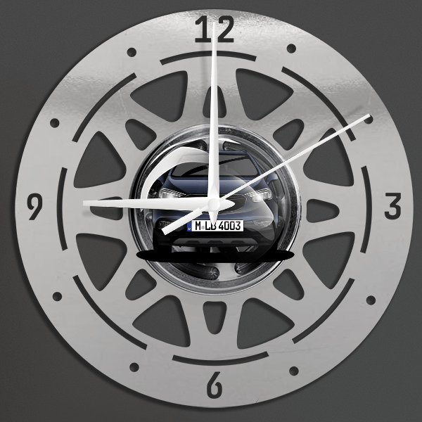 Mokka X Wanduhr personalisiert mit deinem Auto u. Kennzeichen!