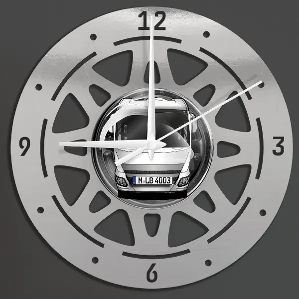 700 Wanduhr personalisiert mit deinem Wohnwagen u. Kennzeichen!