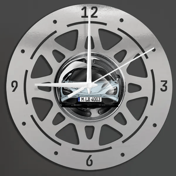 765LT Wanduhr personalisiert mit deinem Auto u. Kennzeichen!