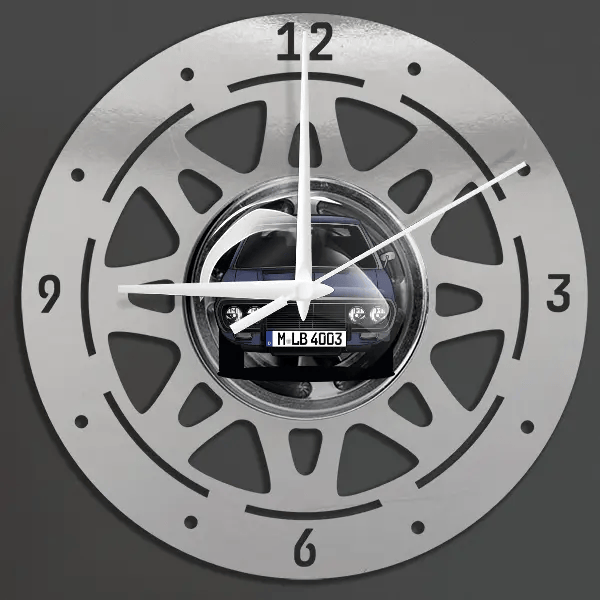 R17 Gordini Wanduhr personalisiert mit deinem Auto u. Kennzeichen!