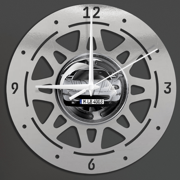 MC12 Wanduhr personalisiert mit deinem Auto u. Kennzeichen!