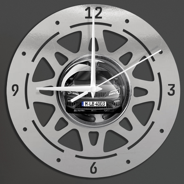 Leon SC Wanduhr personalisiert mit deinem Auto u. Kennzeichen!