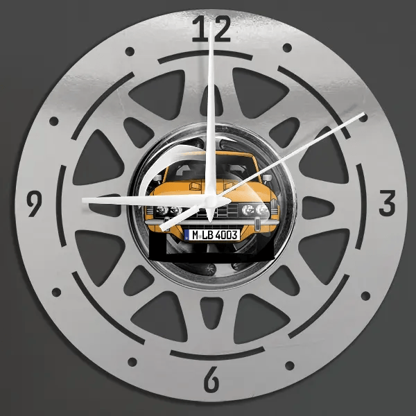 3500S Wanduhr personalisiert mit deinem Auto u. Kennzeichen!
