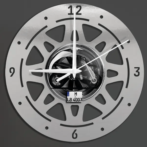 Beta Wanduhr personalisiert mit deinem Motorrad u. Kennzeichen!