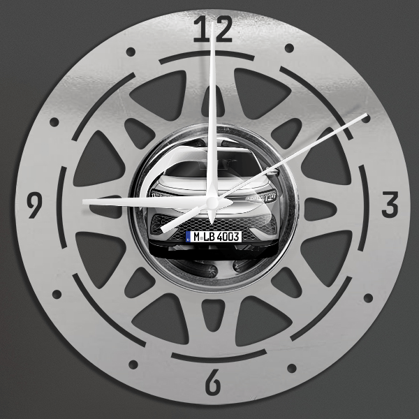 ID.5 Wanduhr personalisiert mit deinem Auto u. Kennzeichen!
