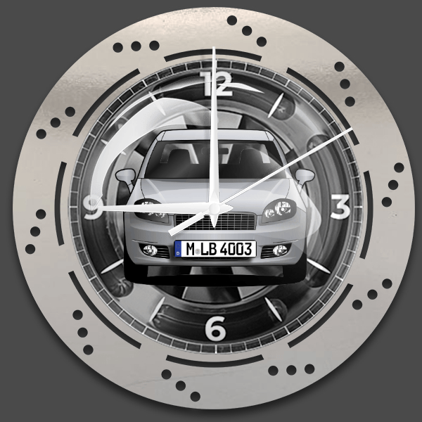 Linea Wanduhr personalisiert mit deinem Auto u. Kennzeichen!
