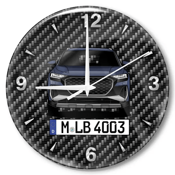 Q4 e-tron Wanduhr personalisiert mit Auto u. Kennzeichen! M, Carbon Design