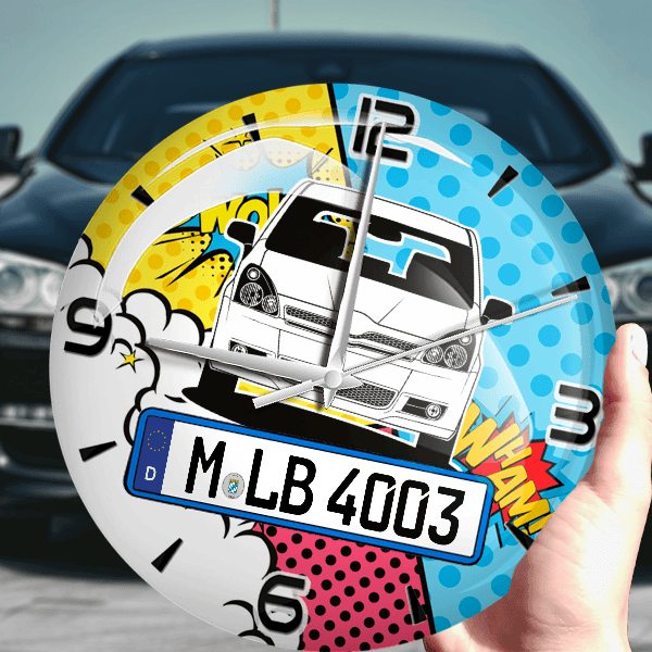 Corolla Verso Wanduhr personalisiert mit Auto u. Kennzeichen! M, Comic Design 1