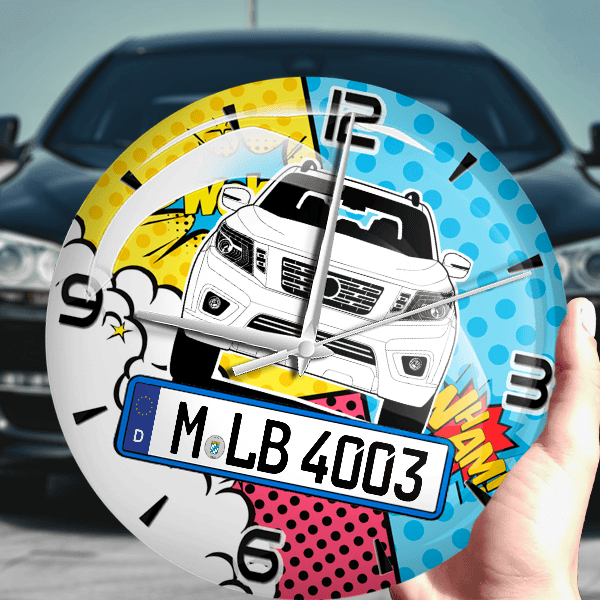 Navara Wanduhr personalisiert mit Auto u. Kennzeichen! M, Comic Design 1
