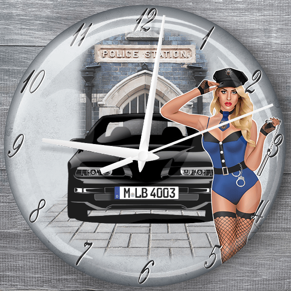 Prelude moderne Wanduhr personalisiert mit deinem Auto u. Kennzeichen!