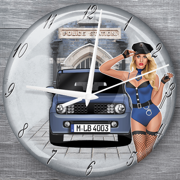 Cube moderne Wanduhr personalisiert mit deinem Auto u. Kennzeichen!