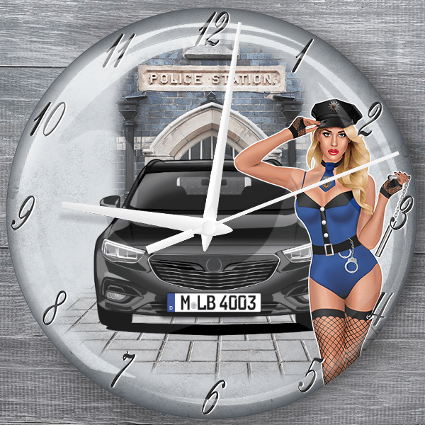 Insignia Sports Tourer moderne Wanduhr personalisiert mit deinem Auto u. Kennzeichen!