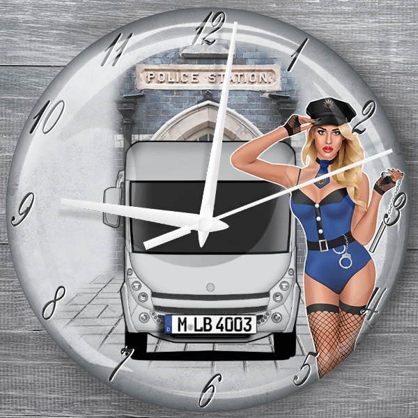 143 moderne Wanduhr personalisiert mit deinem Wohnwagen u. Kennzeichen!