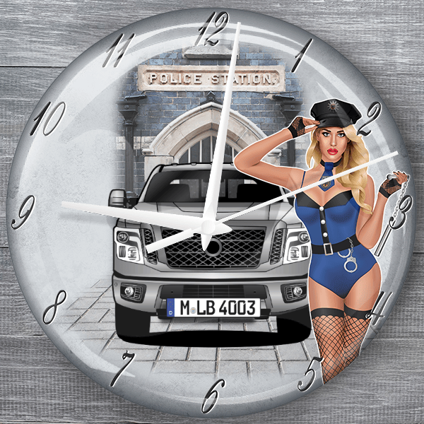 Titan moderne Wanduhr personalisiert mit deinem Auto u. Kennzeichen!