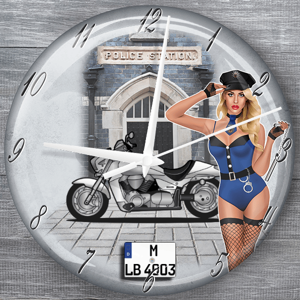 Intruder M 1800 moderne Wanduhr personalisiert mit deinem Motorrad u. Kennzeichen!