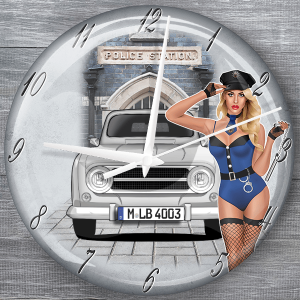 4 (5-Türer) moderne Wanduhr personalisiert mit deinem Auto u. Kennzeichen!