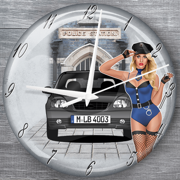 Accent (5-Türer) moderne Wanduhr personalisiert mit deinem Auto u. Kennzeichen!
