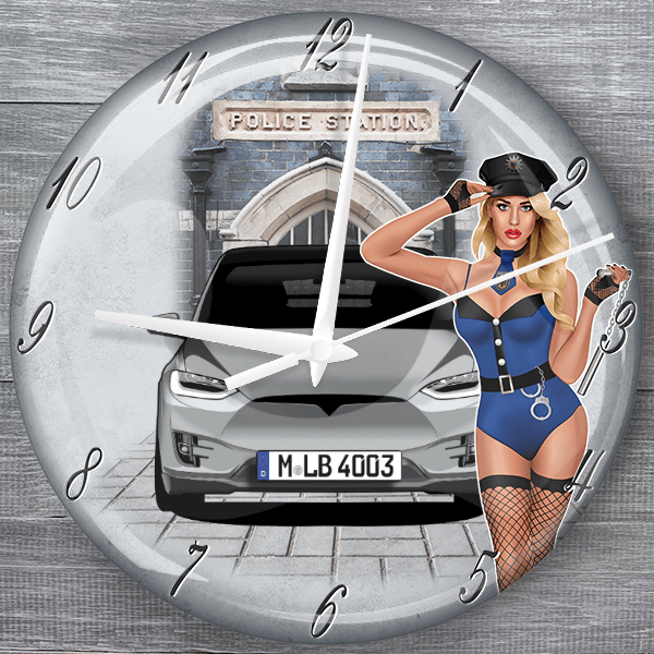 Model X moderne Wanduhr personalisiert mit deinem Auto u. Kennzeichen!