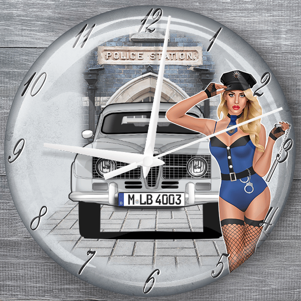 96 moderne Wanduhr personalisiert mit deinem Auto u. Kennzeichen!